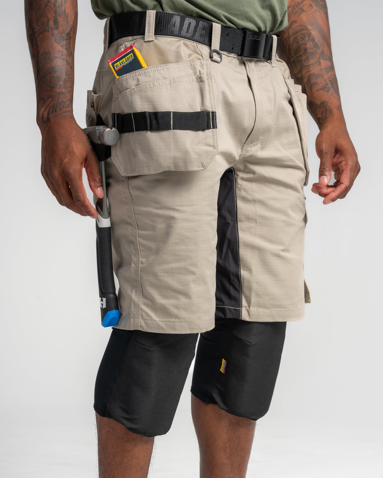 Ripstop Shorts - With Utility Pockets - Dark navy blue