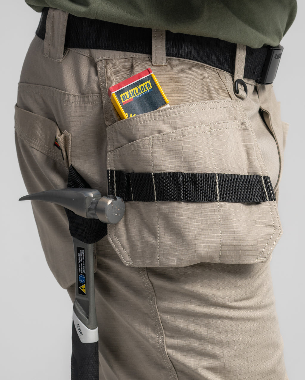 Ripstop Shorts - With Utility Pockets - White/Dark grey